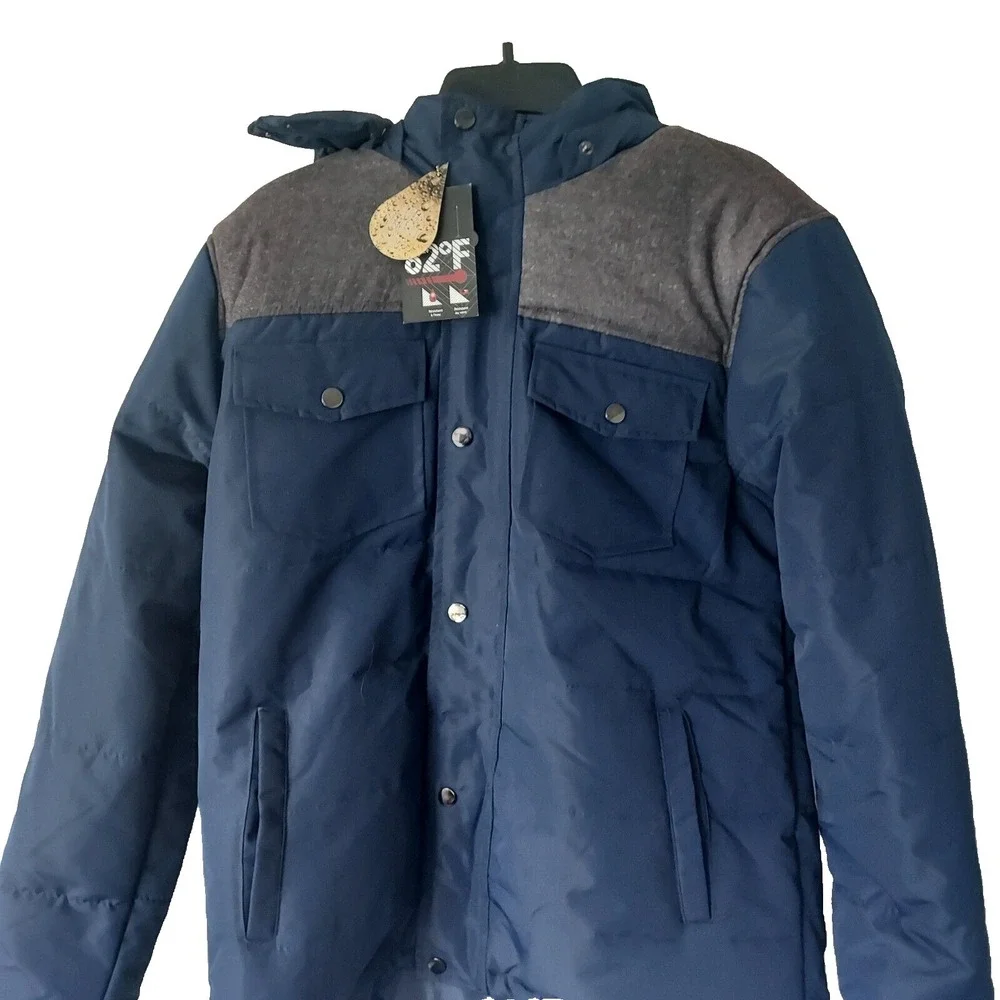 82 DEGREES FAHRENHEIT Men's Size Medium Hooded Waterproof Navy Blue‎ Jacket
